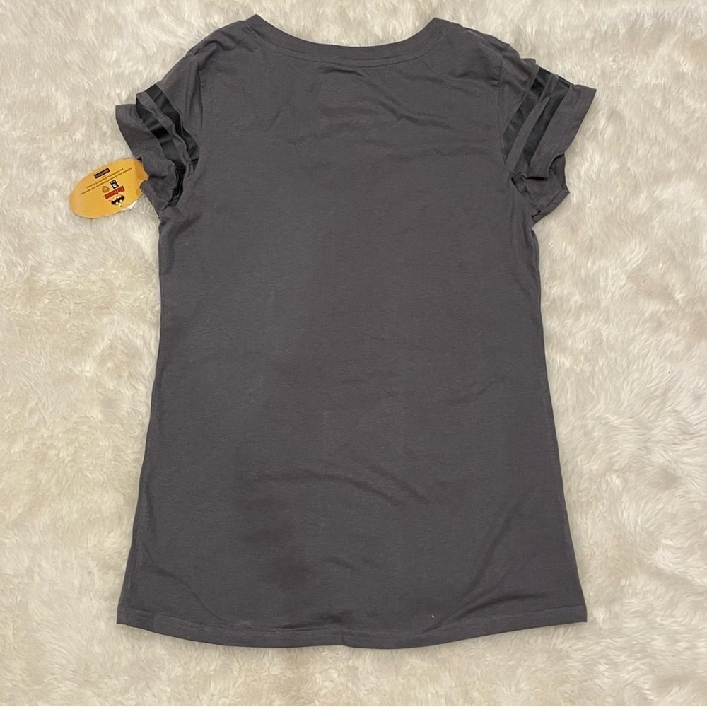 DC Comics Gray and Black Batman Logo Short Sleeve Tee - Picture 6 of 9